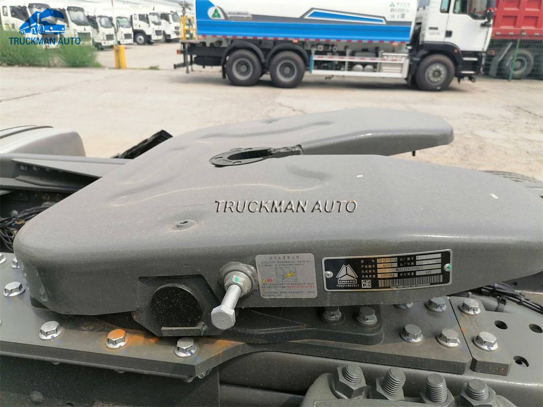 Тягач Saddle SINOTRUCK HOWO 430 л.с.