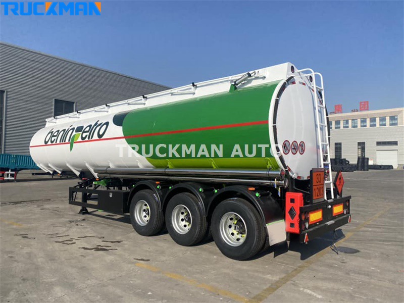 Trailer Tanker Minyak 3 Gandar 42000 Liter.jpg