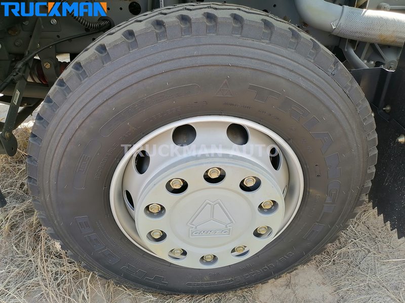 315/80R22.5 tubeless tire