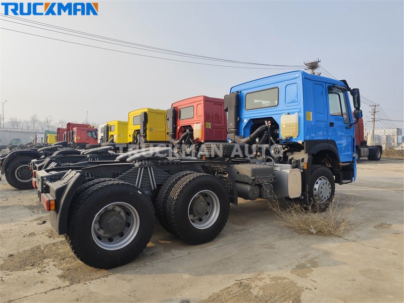 6x4 SINOTRUK HOWO 400HP Trailer Head Tyre.jpg