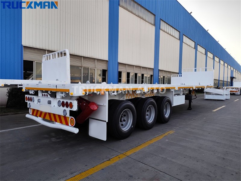 Tri-axle container semi trailer