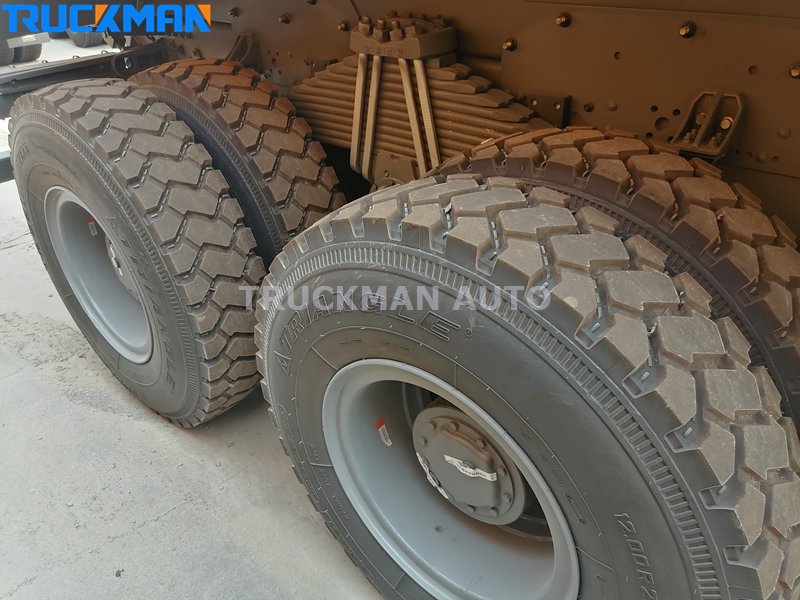 truck head tire