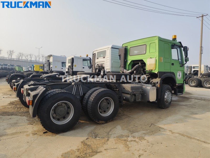 Camion moteur SINOTRUK HOWO